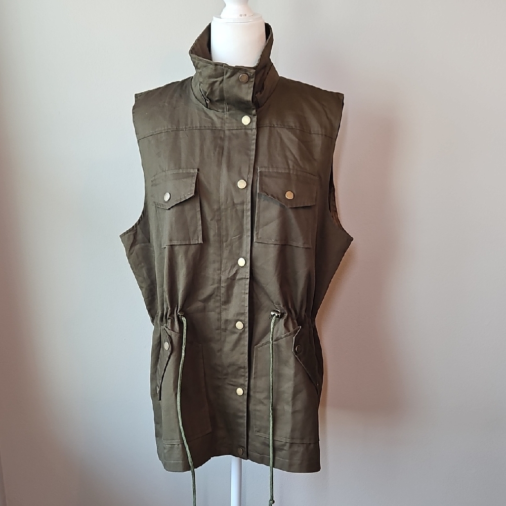 Olive Sleeveless Utility Vest with Drawstring Waist